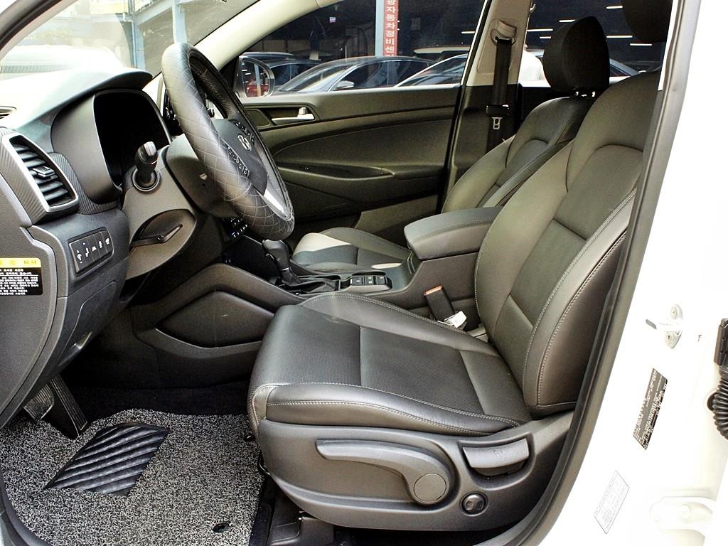HYUNDAI Tucson - Vista 5