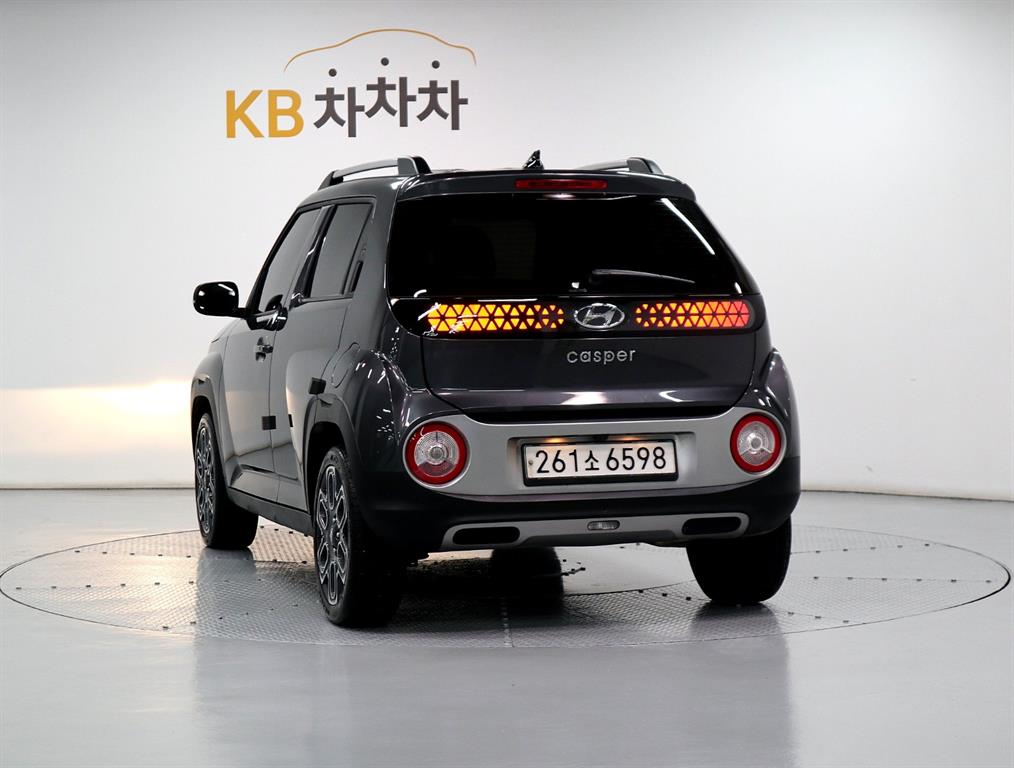 HYUNDAI Casper - Vista 4
