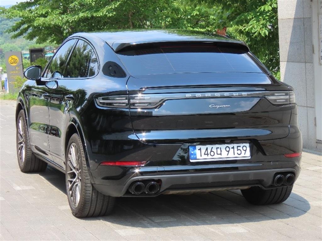 Porsche Cayenne - Vista 4