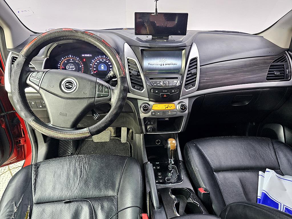 Ssangyong Korando - Vista 5
