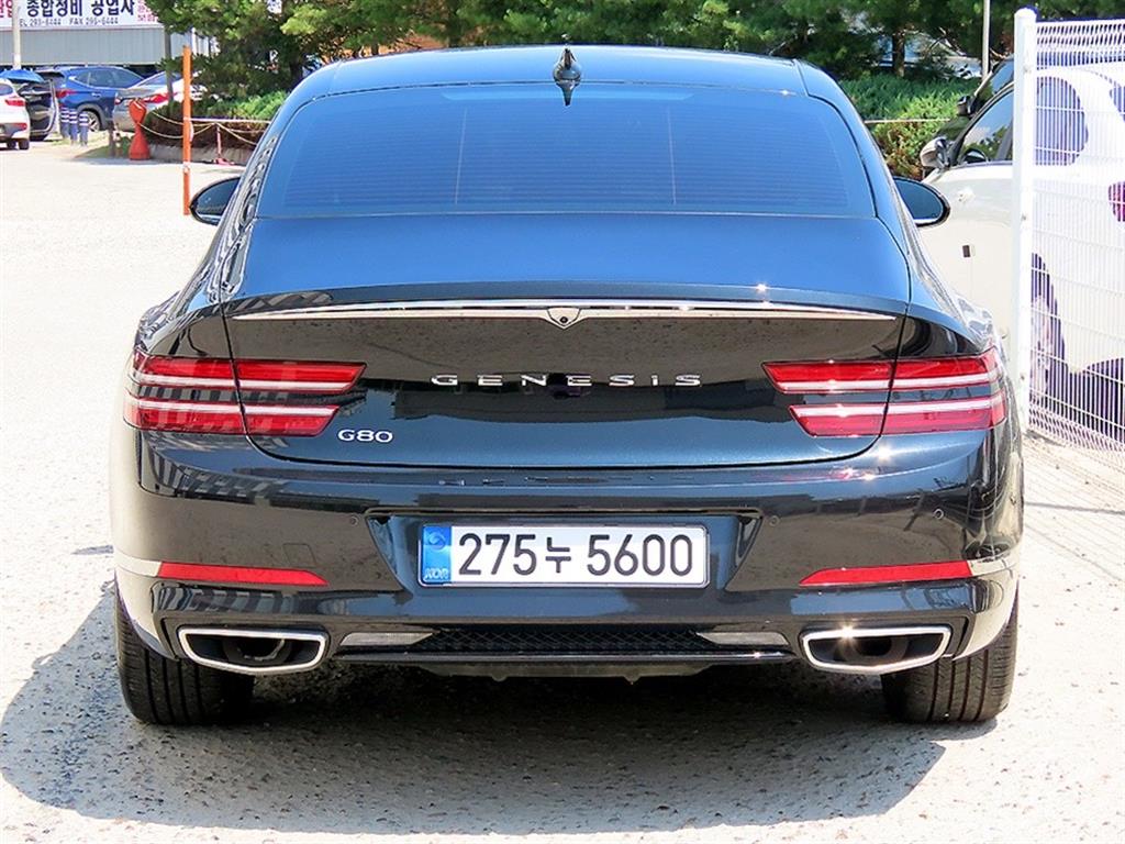 Genesis G80 - Vista 4