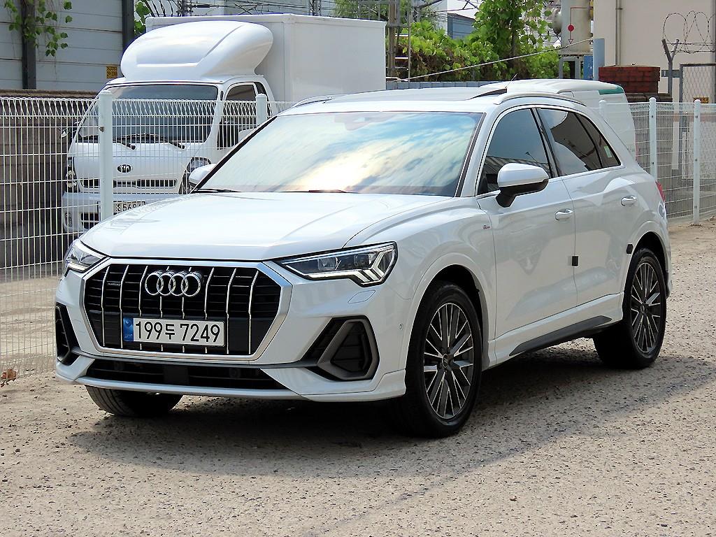 아우디 Q3 35 TDI 콰트로 프리미엄 사진 2/20