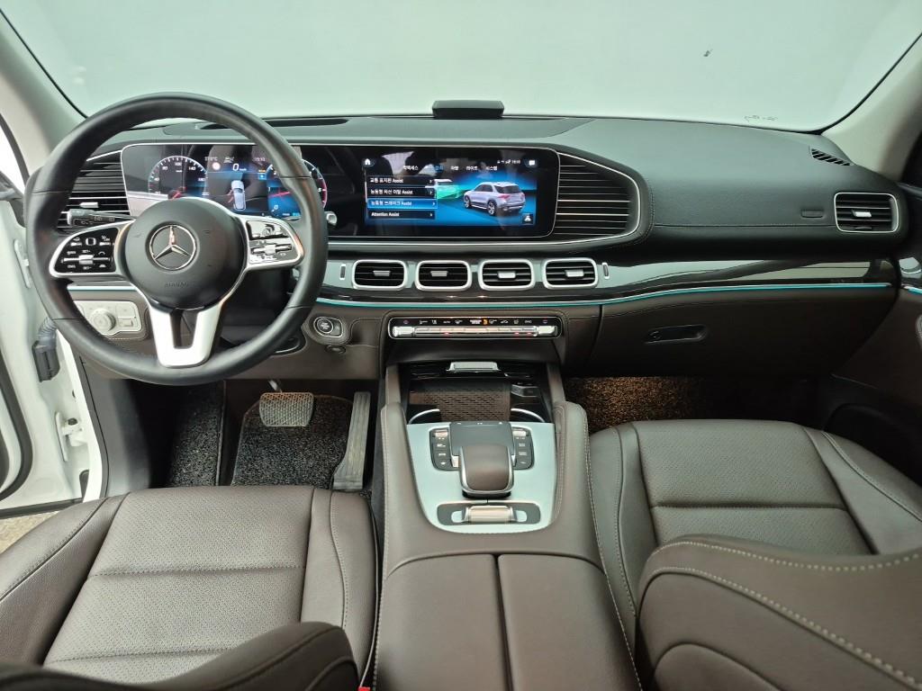 Mercedes Benz GLE Class - Vista 5