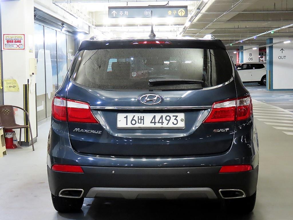 HYUNDAI Maxcruz - Vista 5