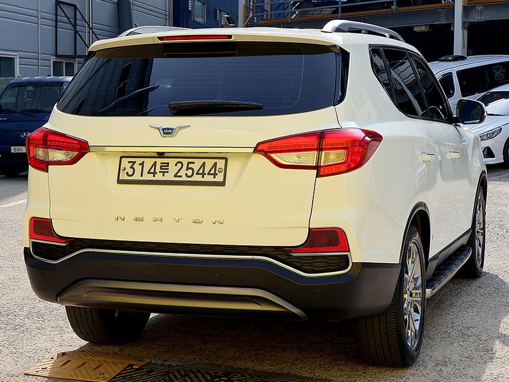 Ssangyong Rexton - Vista 4