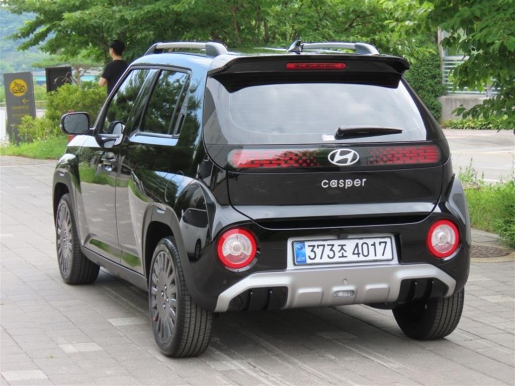 HYUNDAI Casper - Vista 4