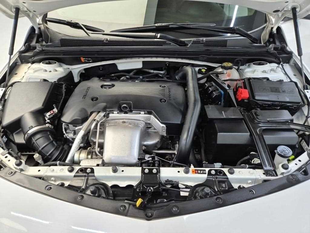 Chevrolet Malibu - Vista 5