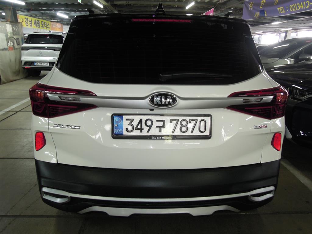 KIA Seltos - Vista 4