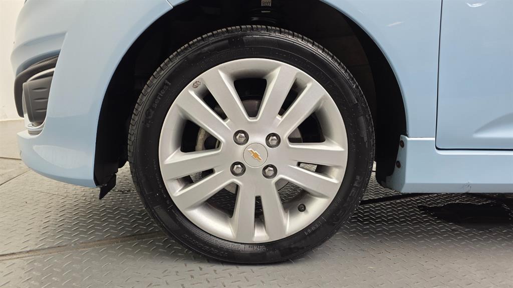 Chevrolet Spark - Vista 5