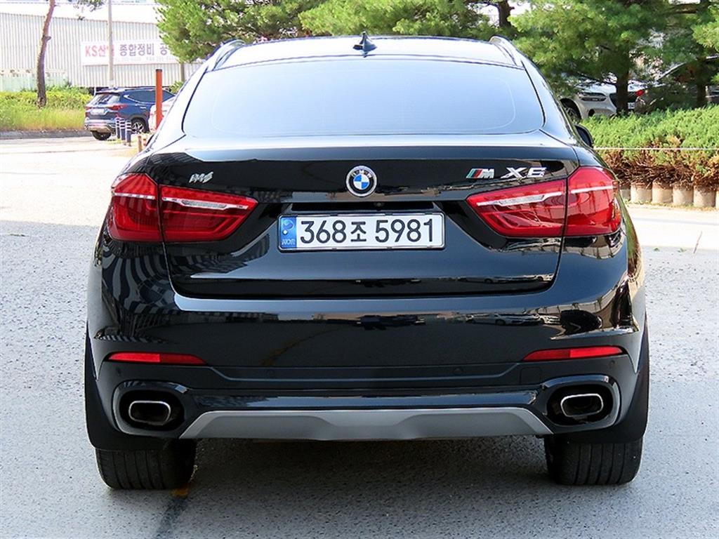 BMW X6 - Vista 4