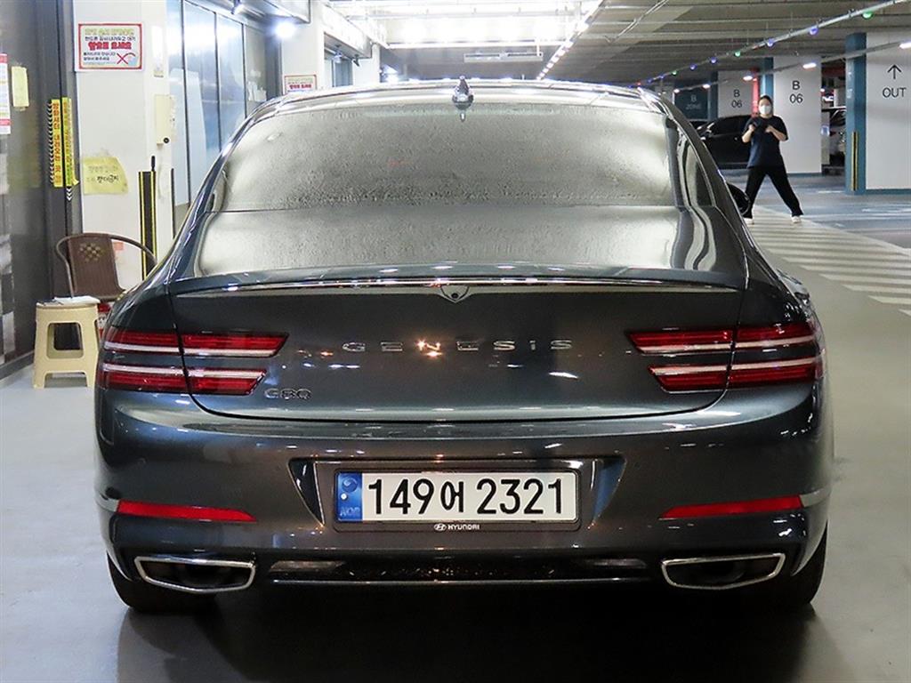 Genesis G80 - Vista 5