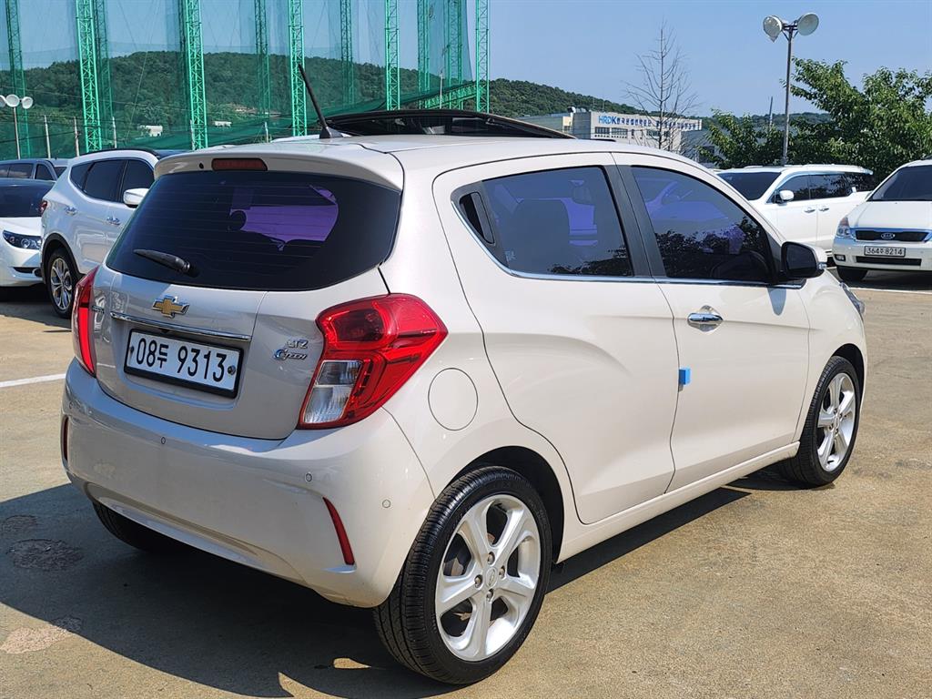 Chevrolet Spark - Vista 4