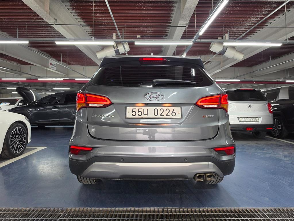 HYUNDAI Santa Fe - Vista 4