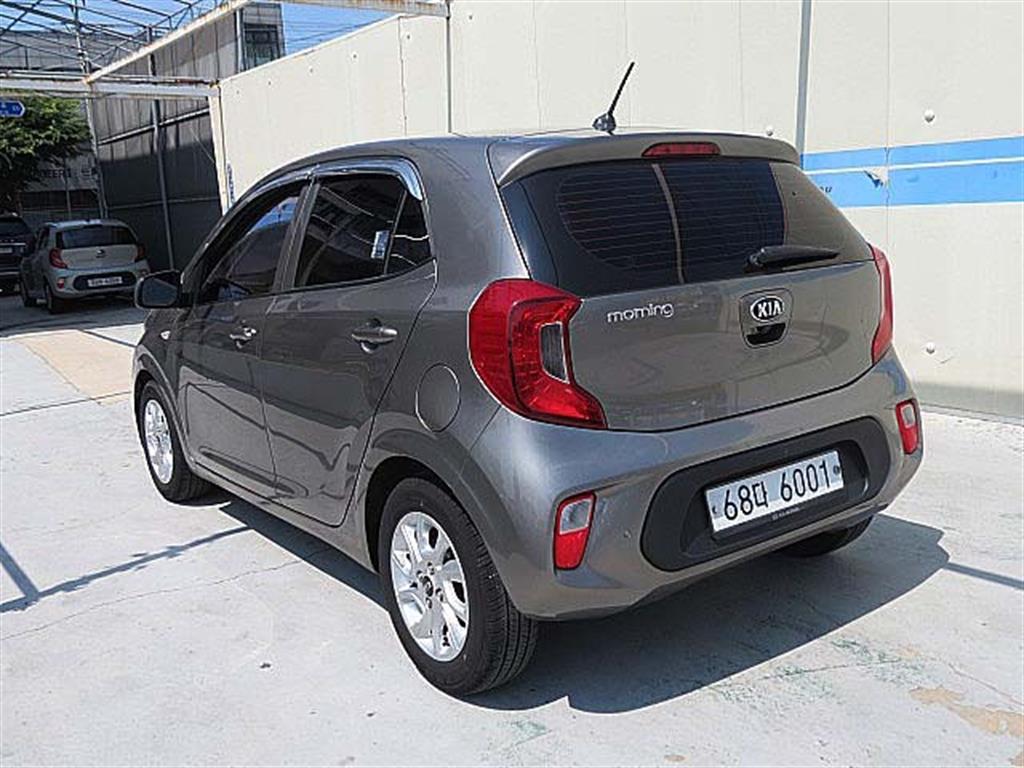 KIA Morning - Vista 4