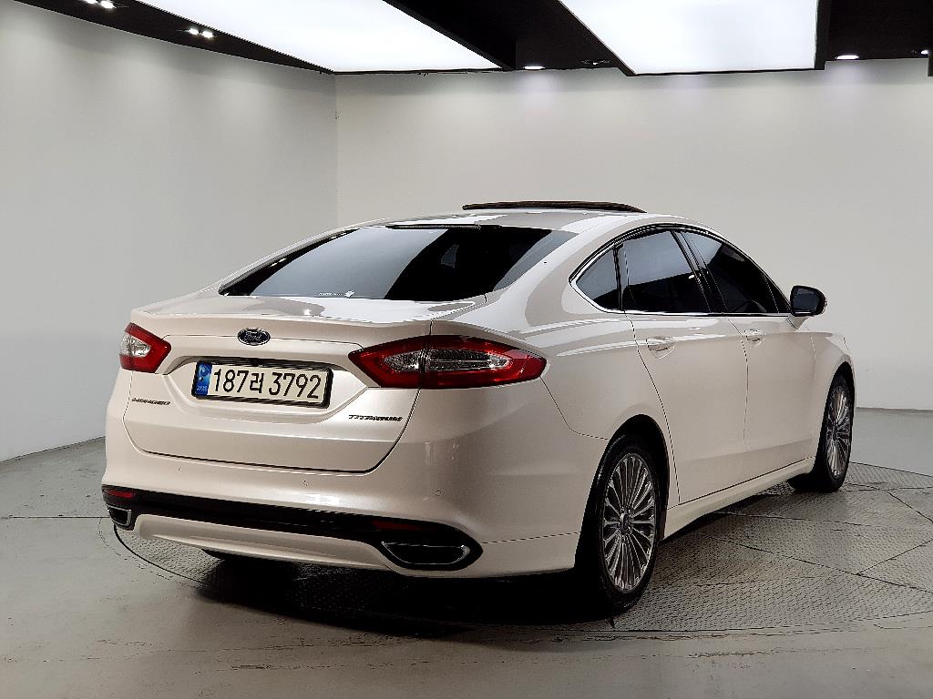 Ford Mondeo - Vista 4