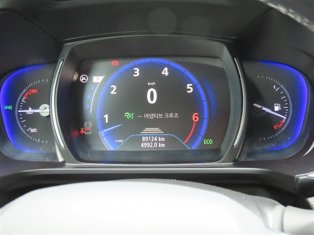 SAMSUNG QM6 - Vista 5