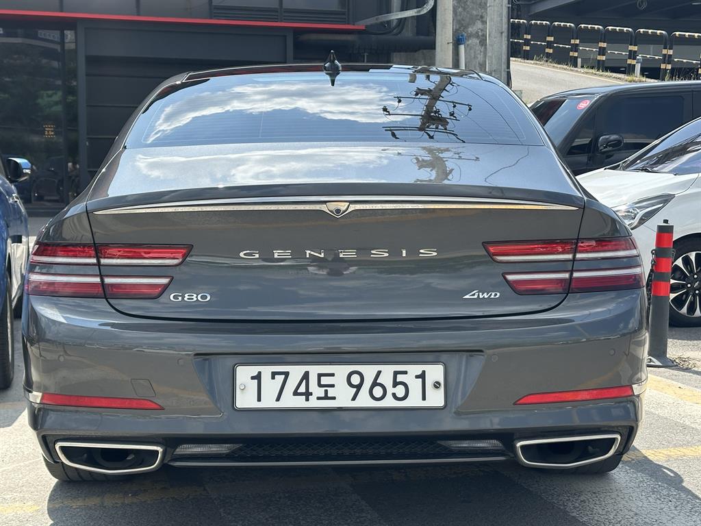 Genesis G80 - Vista 4
