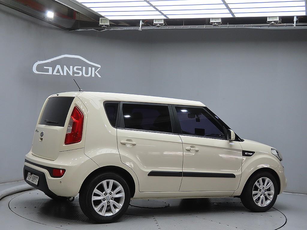 KIA Soul - Vista 4