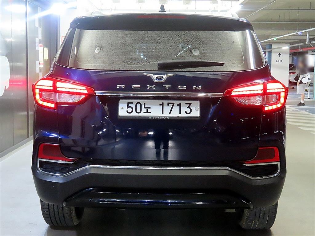 Ssangyong Rexton - Vista 5