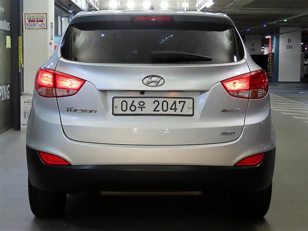 HYUNDAI Tucson - Vista 5