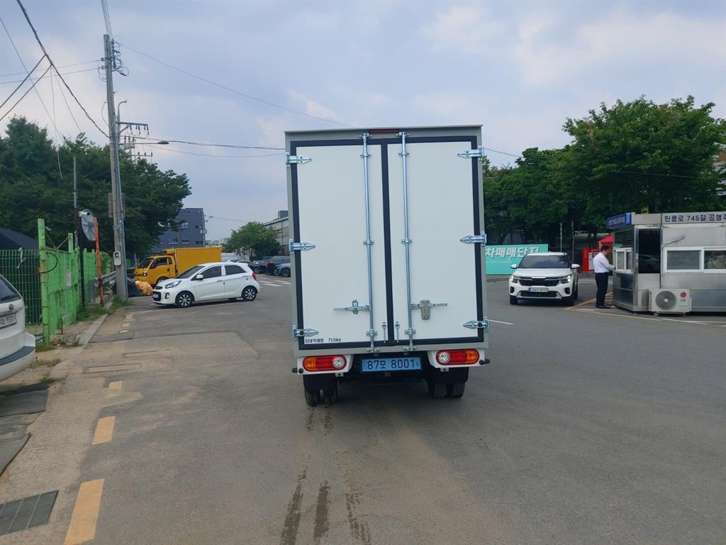 Small Truck Normal Box(High Deck) - Vista 4