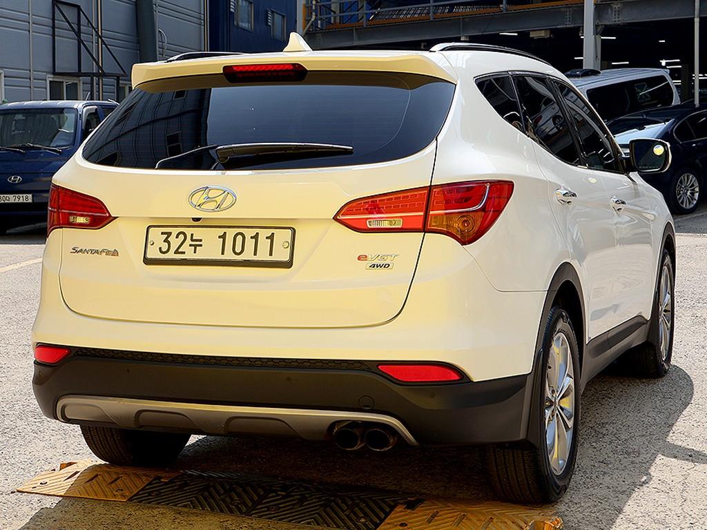 HYUNDAI Santa Fe - Vista 4