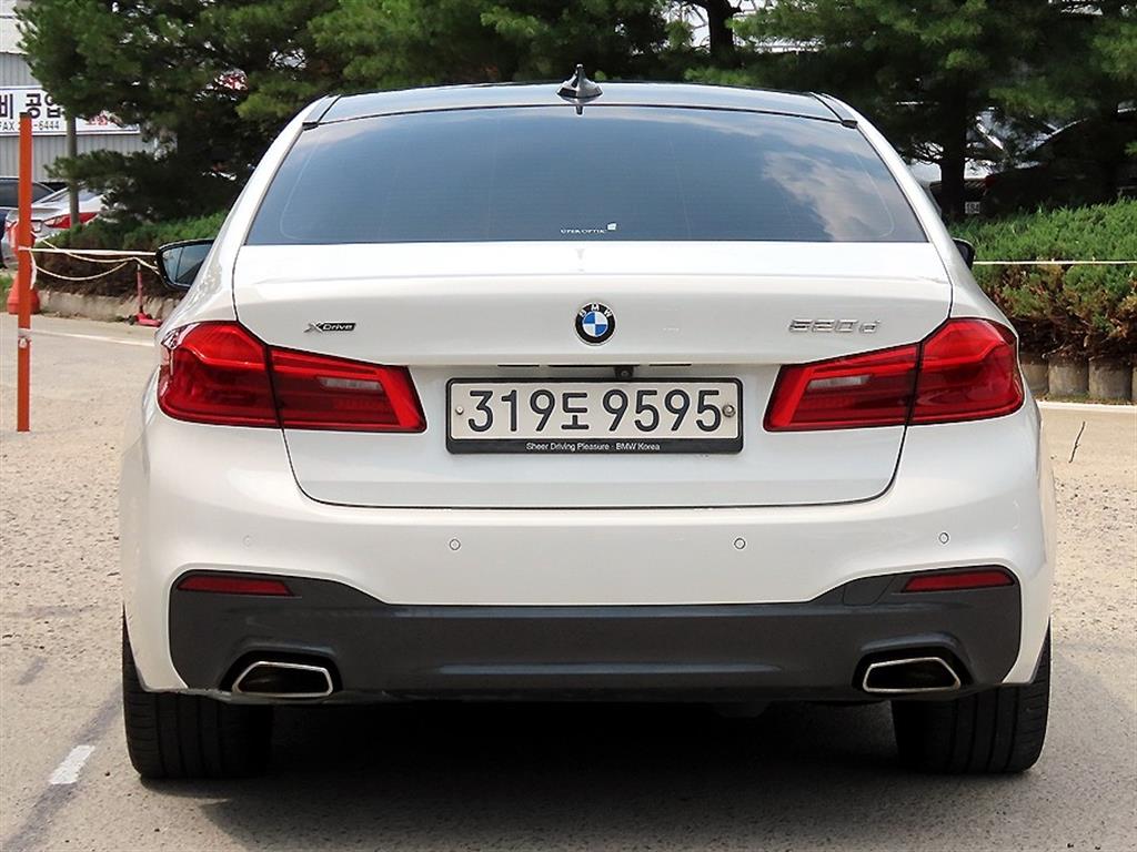 BMW 5 Series - Vista 4