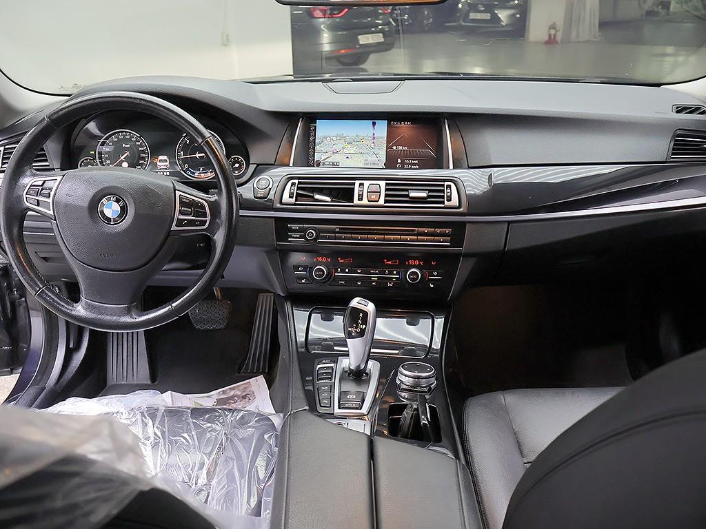 BMW 5 Series - Vista 5