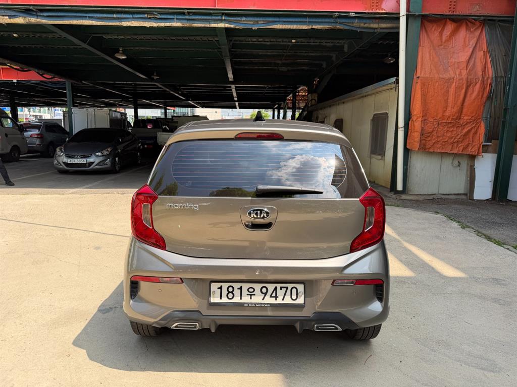 KIA Morning - Vista 4