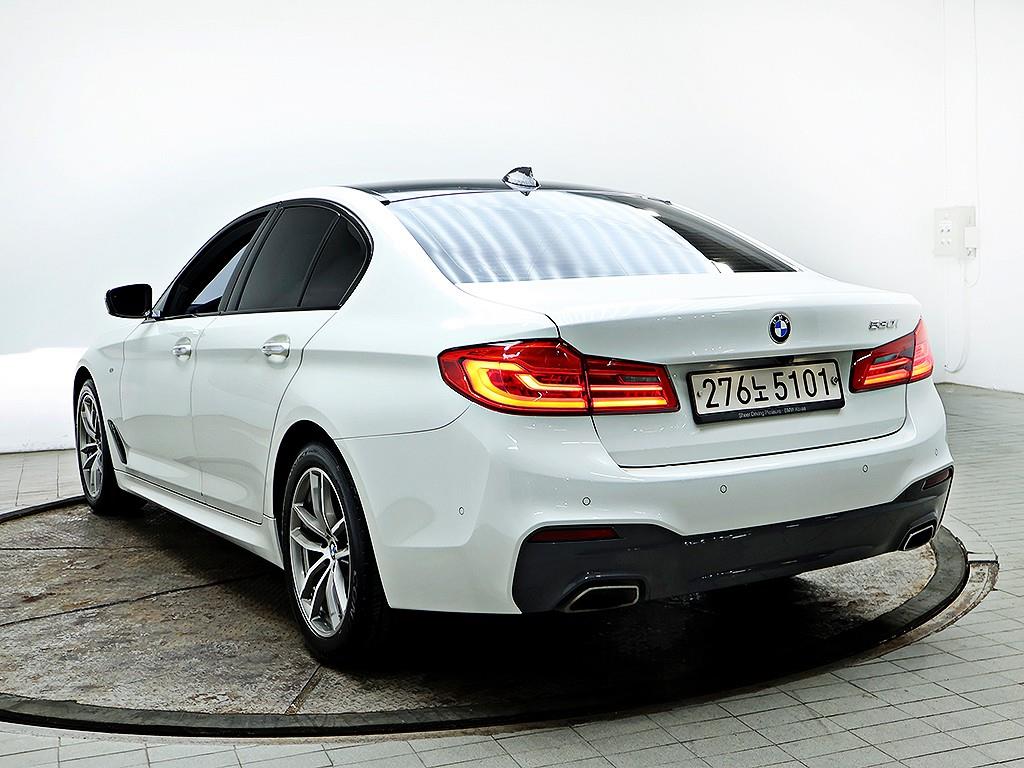 BMW 5 Series - Vista 4