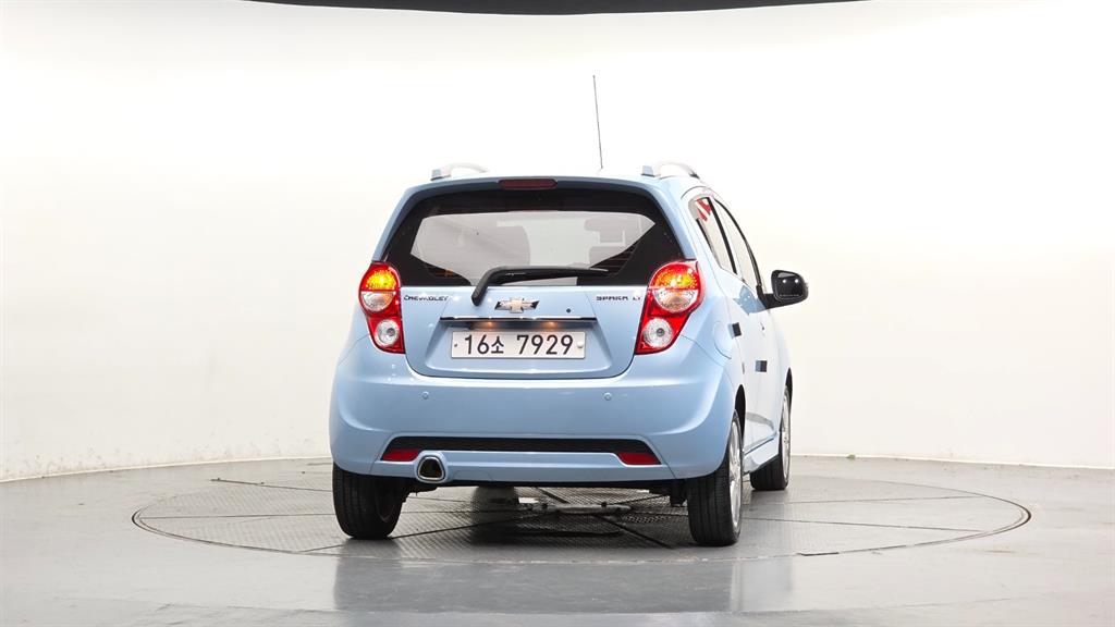Chevrolet Spark - Vista 4