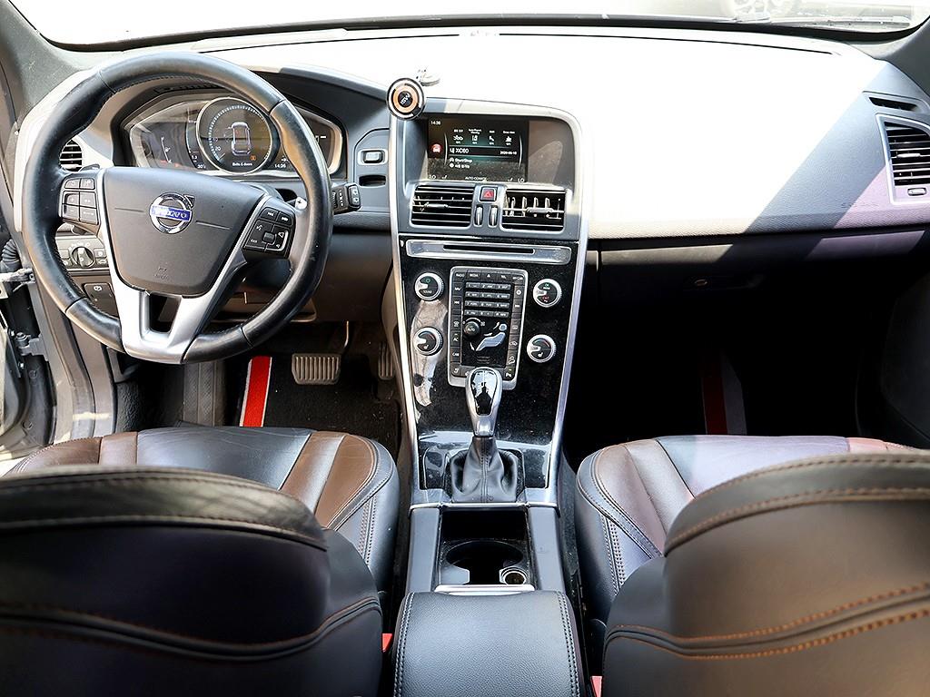 Volvo XC60 - Vista 5