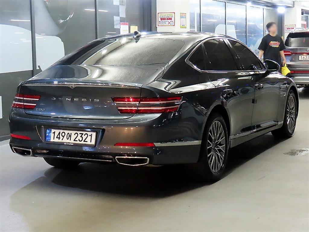 Genesis G80 - Vista 4