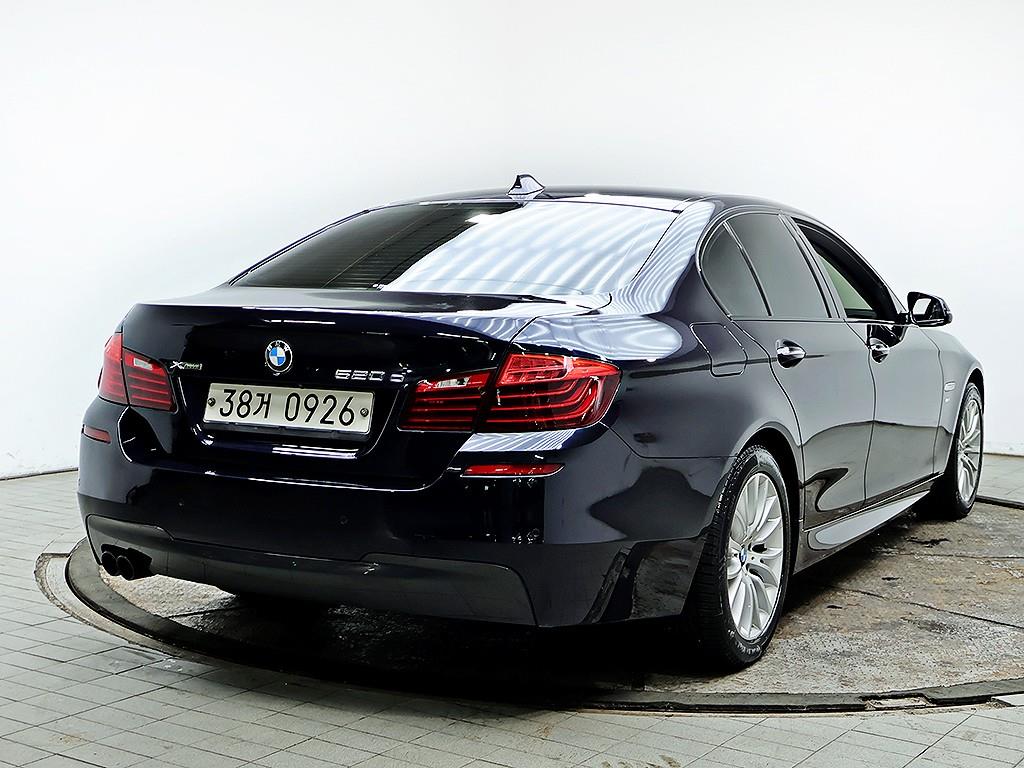 BMW 5 Series - Vista 4