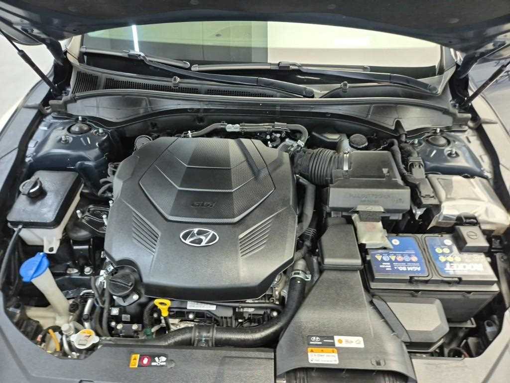 HYUNDAI Grandeur - Vista 5