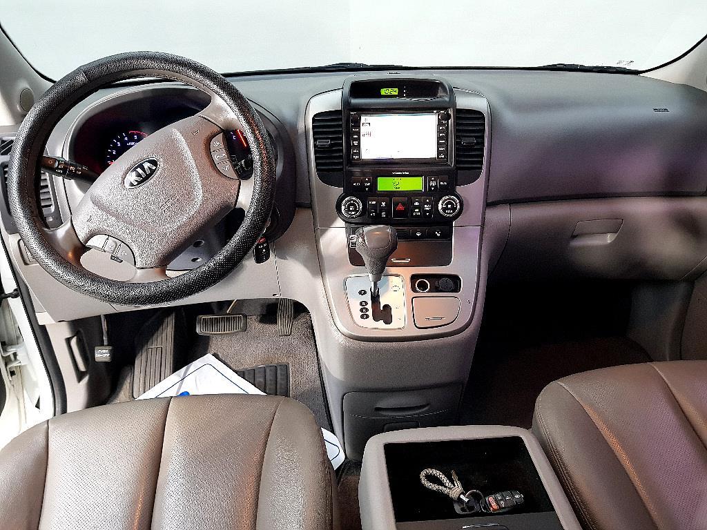 KIA Carnival - Vista 5