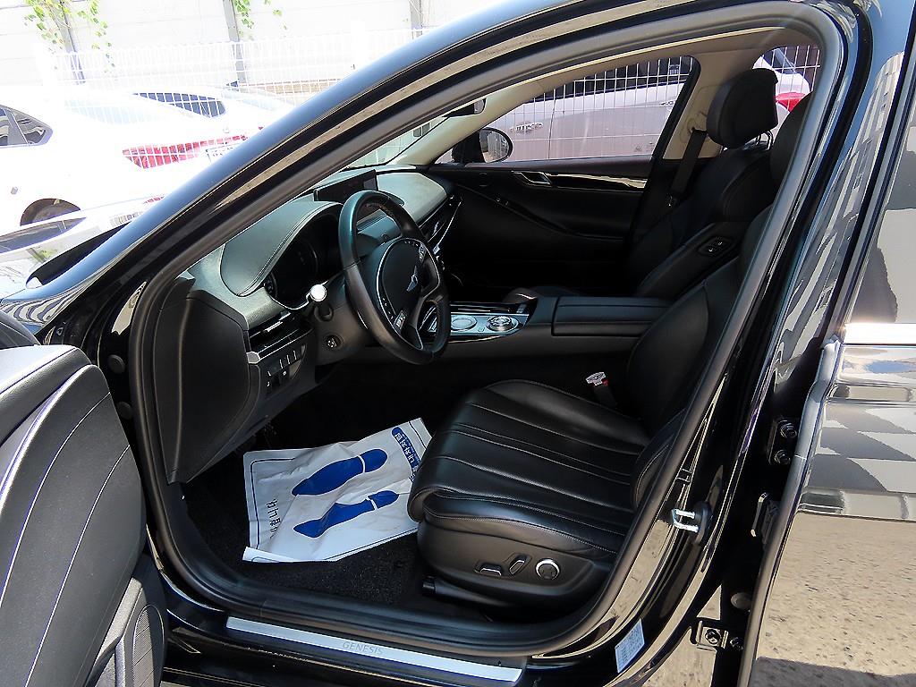 Genesis G80 - Vista 5