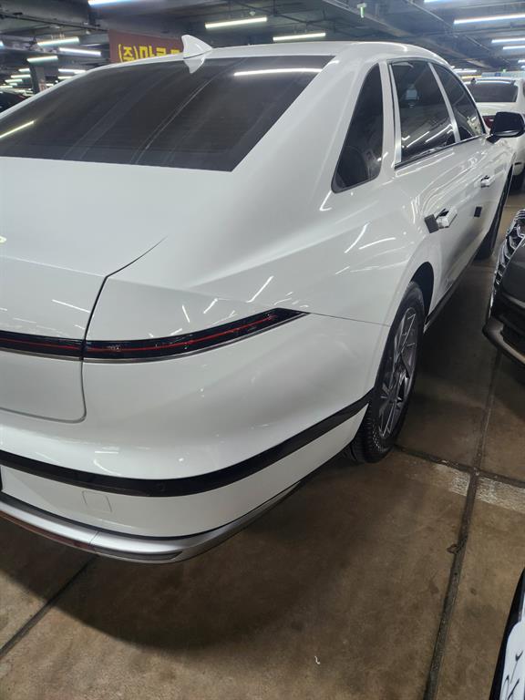 HYUNDAI Grandeur - Vista 5