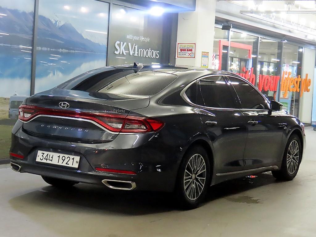 HYUNDAI Grandeur - Vista 4
