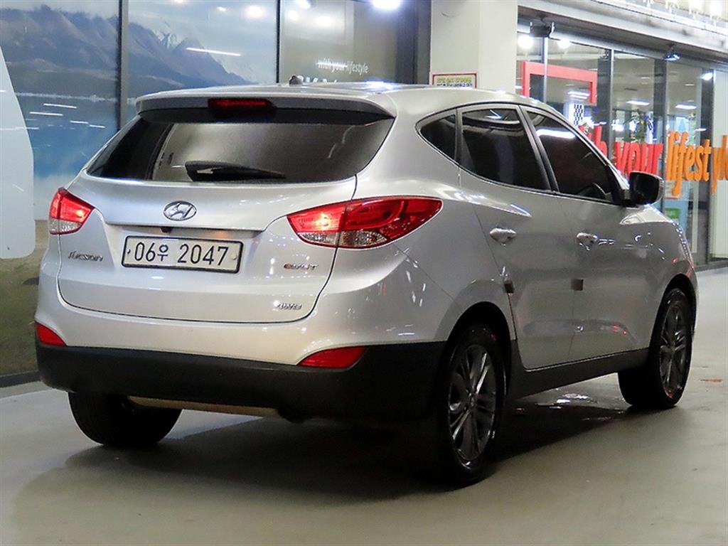 HYUNDAI Tucson - Vista 4