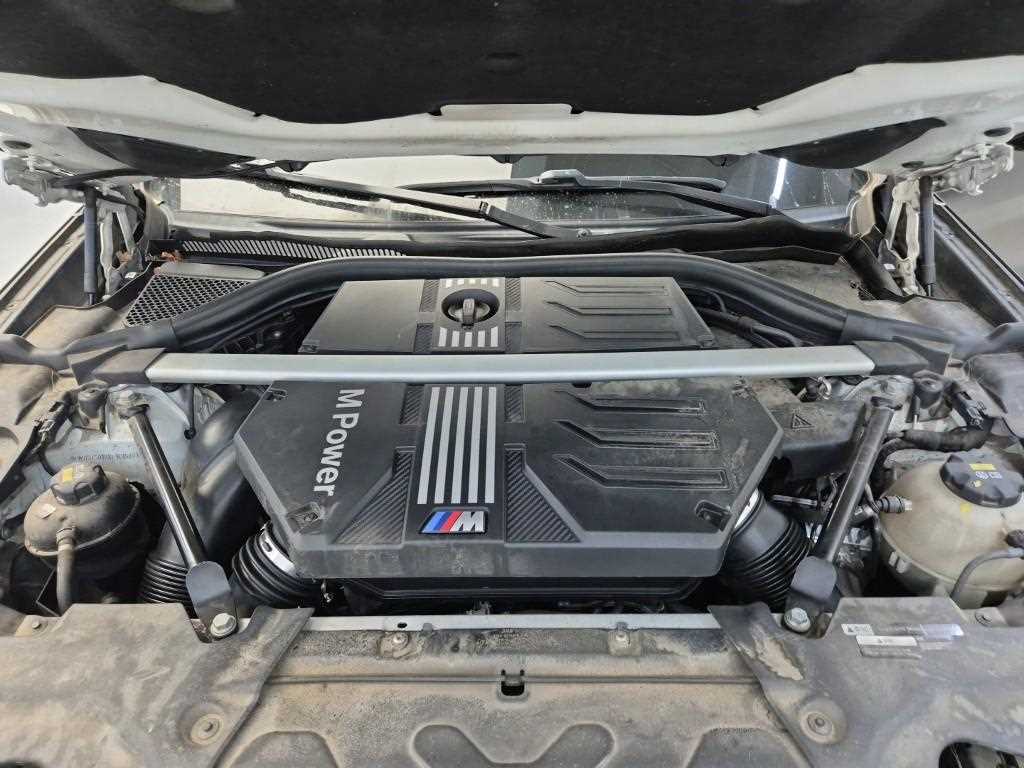 BMW X3M - Vista 5