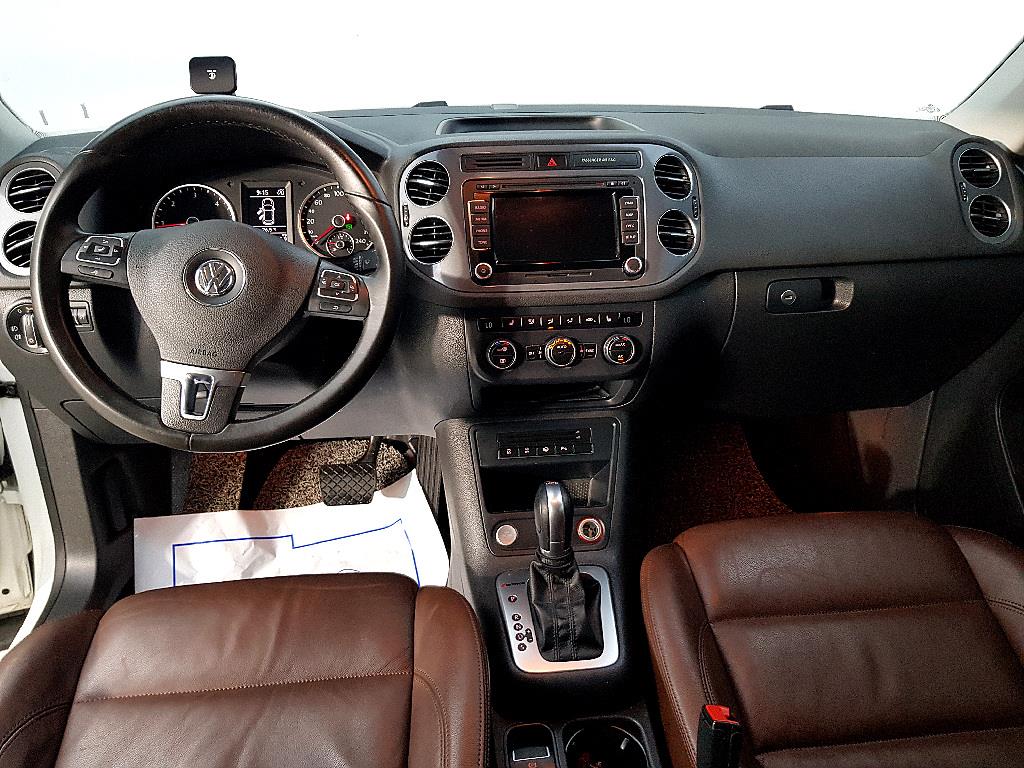 Volkswagen Tiguan - Vista 5