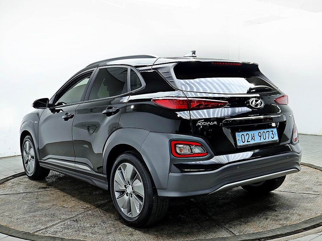 HYUNDAI Kona - Vista 4