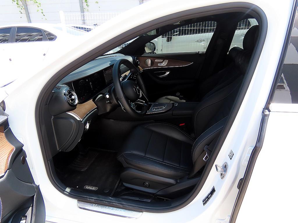 Mercedes Benz E class - Vista 5