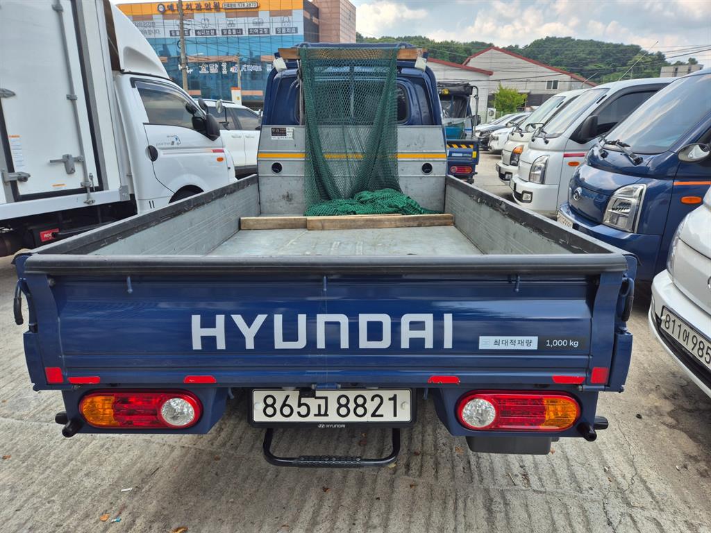 Small Truck Cargo (small) - Vista 4