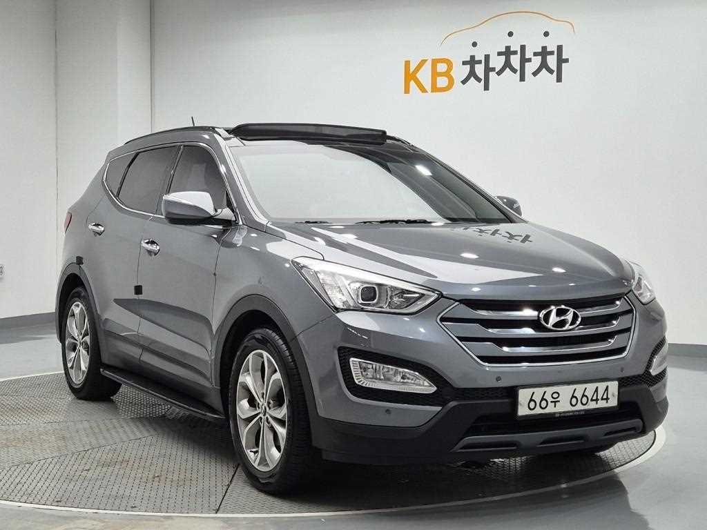 HYUNDAI Santa Fe - Vista 4