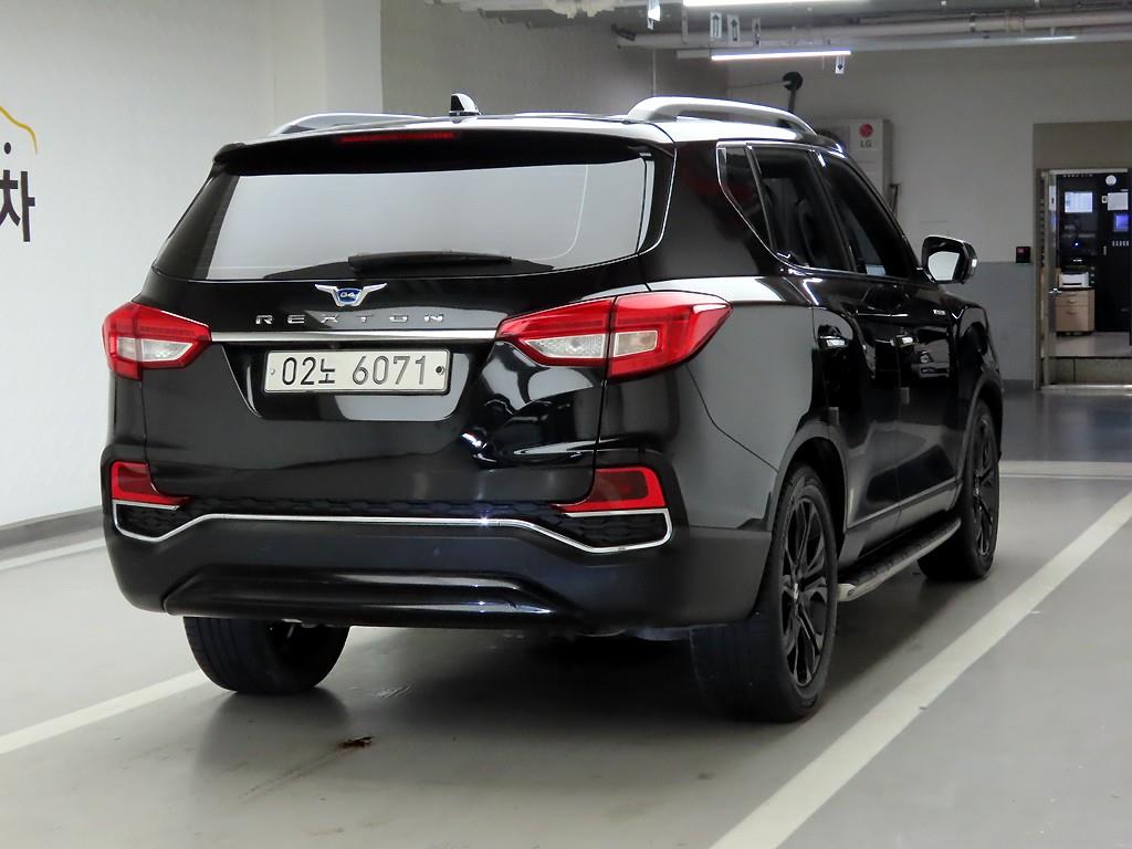 Ssangyong Rexton - Vista 4