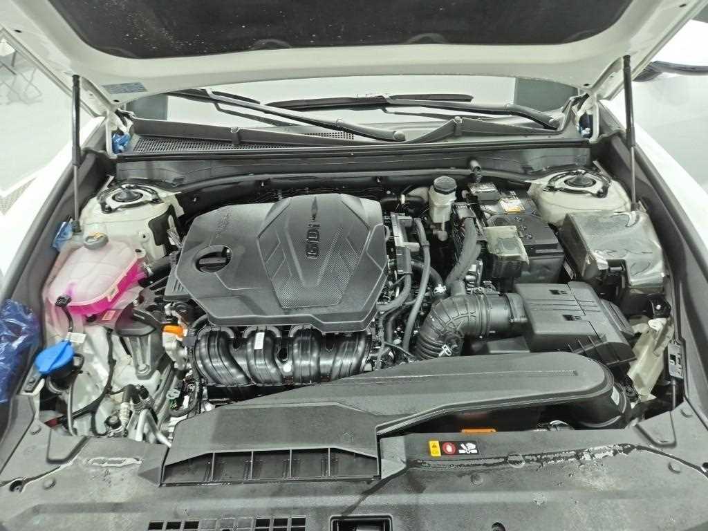 HYUNDAI Grandeur - Vista 5