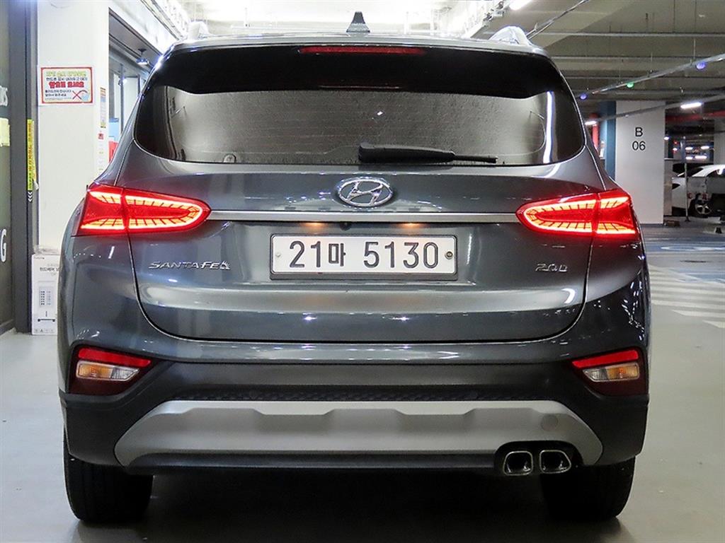 HYUNDAI Santa Fe - Vista 5