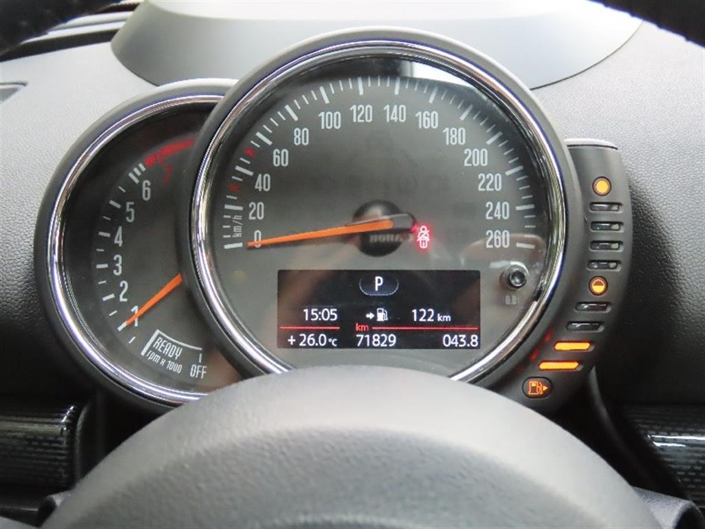 Mini Clubman - Vista 5
